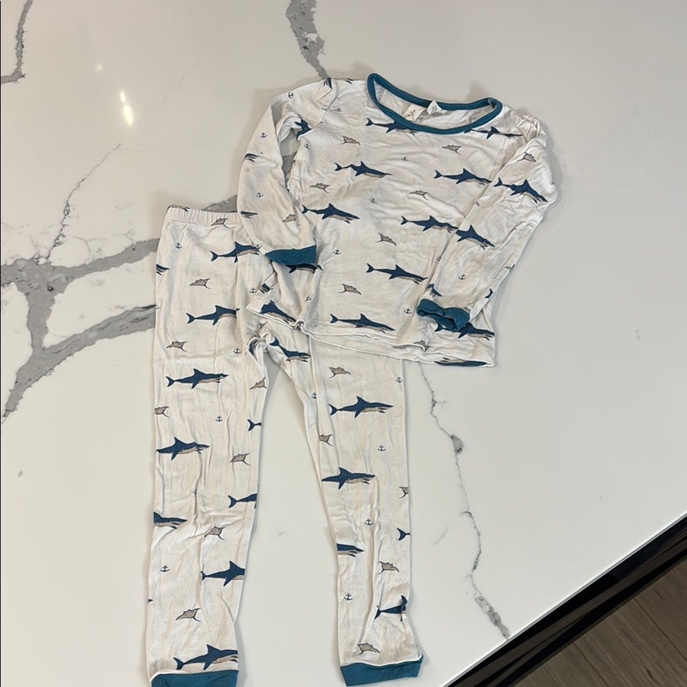 Kyte Shark 4T Kids Pajamas